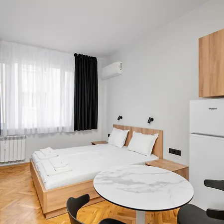 Lejlighed Cozy Flats Near Alexander Nevski Cathedral By Flat Mаnager