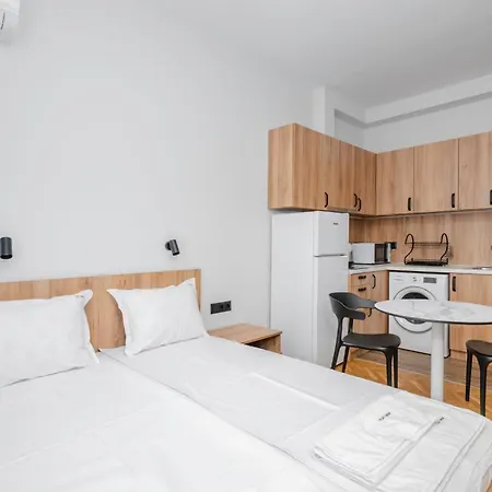 Cozy Flats Near Alexander Nevski Cathedral By Flat Mаnager *