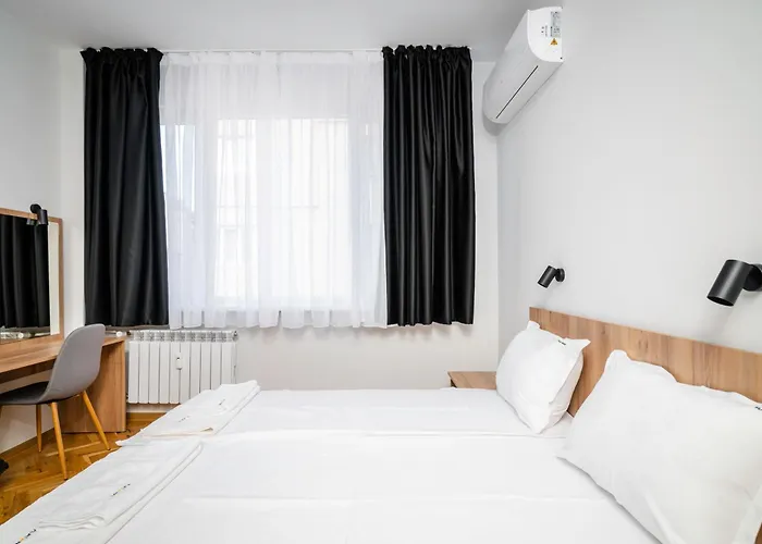 Cozy Flats Near Alexander Nevski Cathedral By Flat Mаnager Apartament Sofia